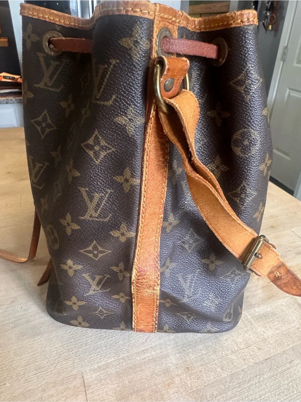 Louis Vuitton Brown Monogram Noe’ Canvas Drawstring bucket bag